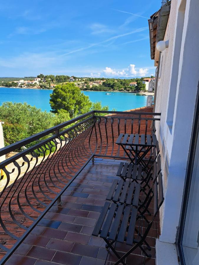 Guesthouse Tamara Lovište エクステリア 写真